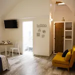 Daire Plebiscito House - Napoli