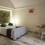 Plebiscito House - *