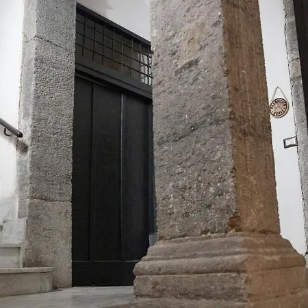 Plebiscito House - Neapel